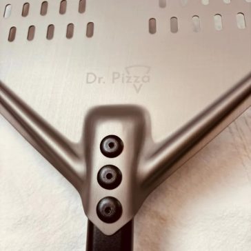   Dr. Pizza 14" perforált alumínium vető pizzalapát hosszú nyéllel