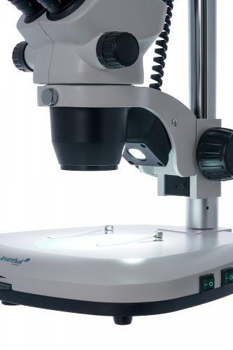 Levenhuk ZOOM 1B binokuláris mikroszkóp